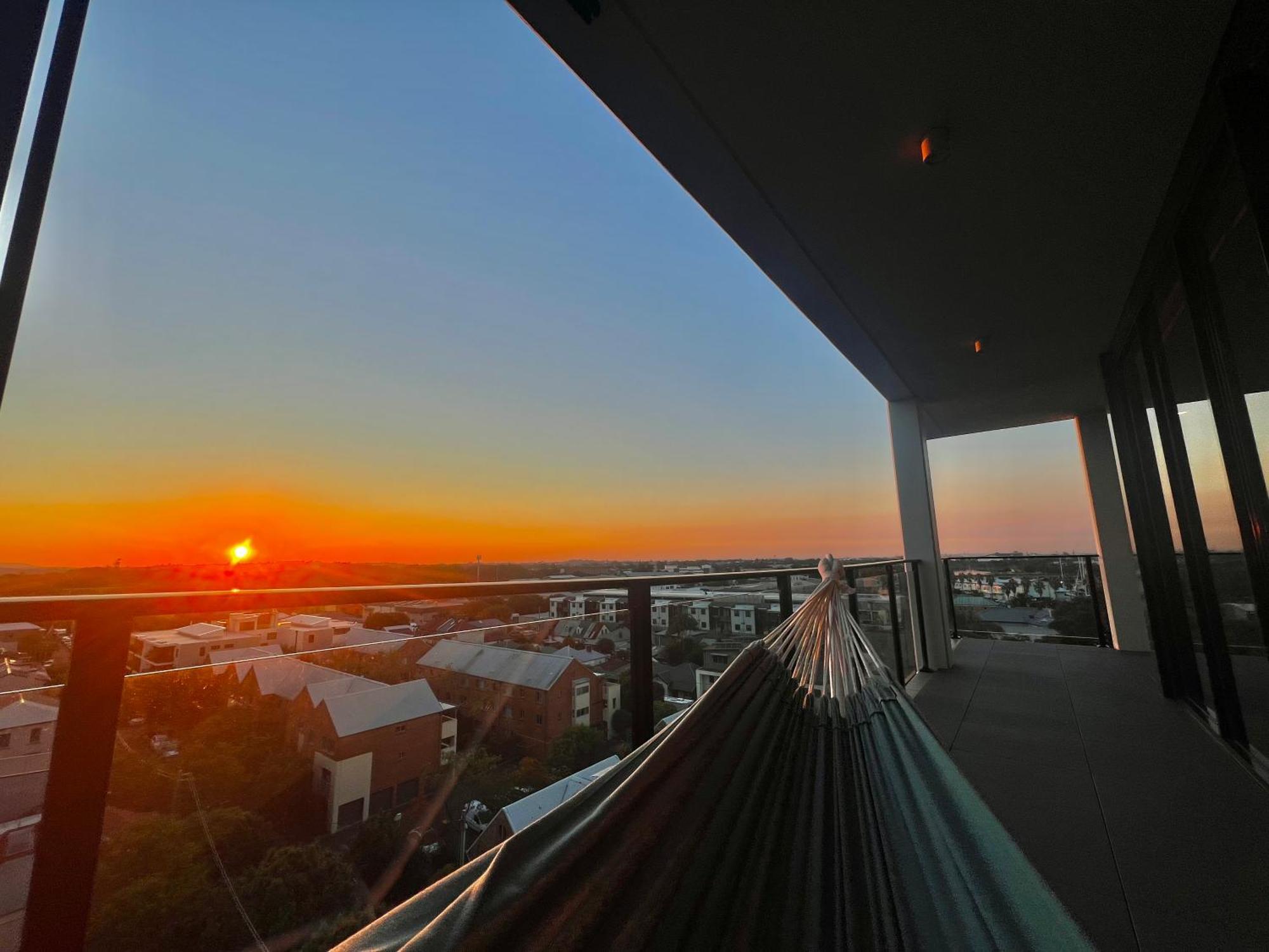 Harbour Towers, Newcastle'S Elite Apartment Stays, Free Parking & Tram Access Экстерьер фото